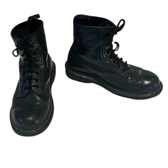 Dr. Martens Vintage 90s Style Dark Blue Leather 8 Hole Lace Up Combat Moto Boots main image 4